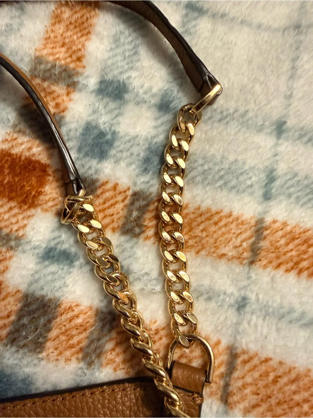 Michael Kors Newberry Medium Chain Shoulder Tote - LIKE NEW - Picture 4 of 10